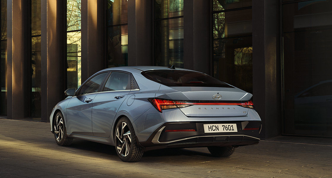 Дизайн Hyundai ELANTRA | Сучасний Седан | Автоберег - фото 41