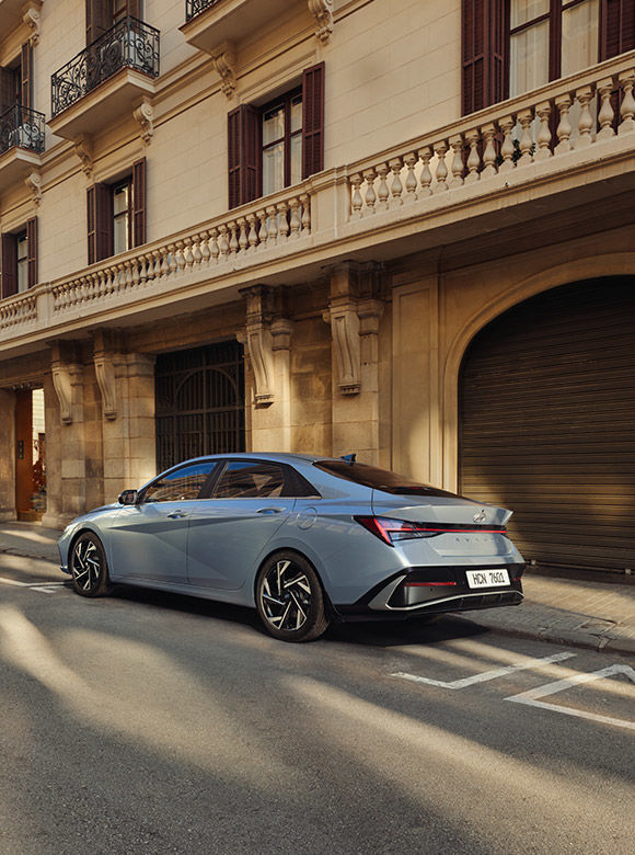 Дизайн Hyundai ELANTRA | Сучасний Седан | Автоберег - фото 7